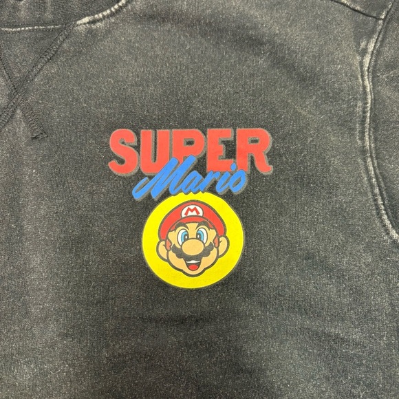 3/$30 Old Navy Boys Small 6-7 Long Sleeve Crewneck Sweater Super Mario Nintendo - Picture 3 of 6